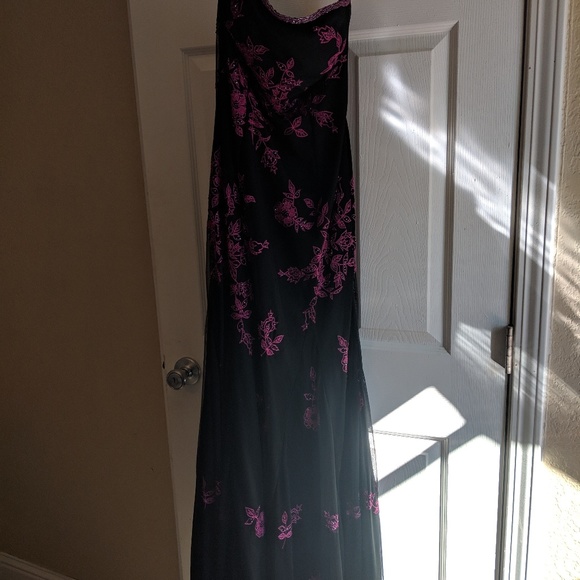 Cache - Picture 1 of 4